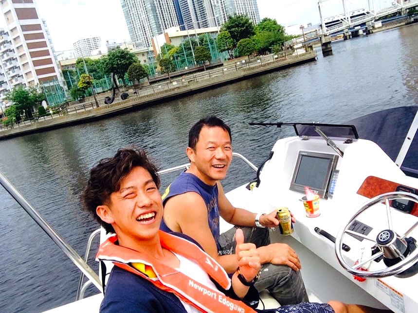 夏は経営者仲間とクルージングへ